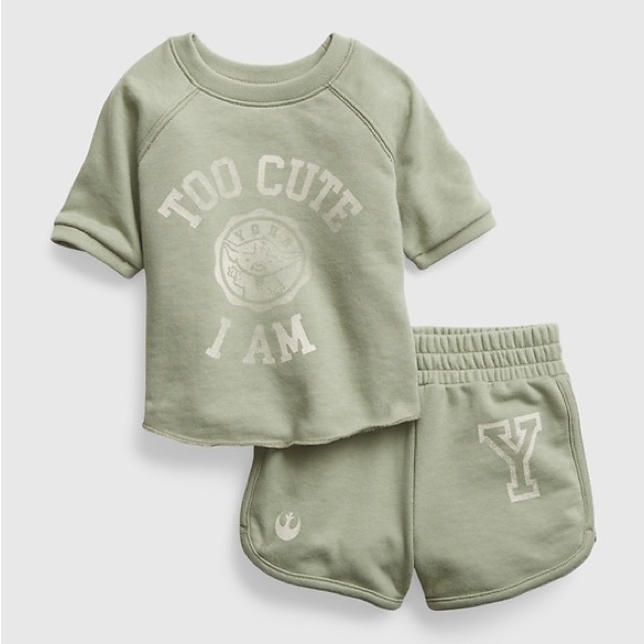 NWT BABYGAP Star Wars | Baby Yoda Sweat Short Set Size 18-24 Months - Picture 1 of 6